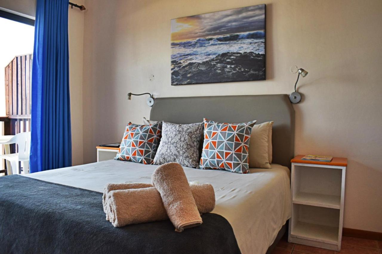 Mitford-On-Sea Aparthotel Morgan's Bay Ngoại thất bức ảnh