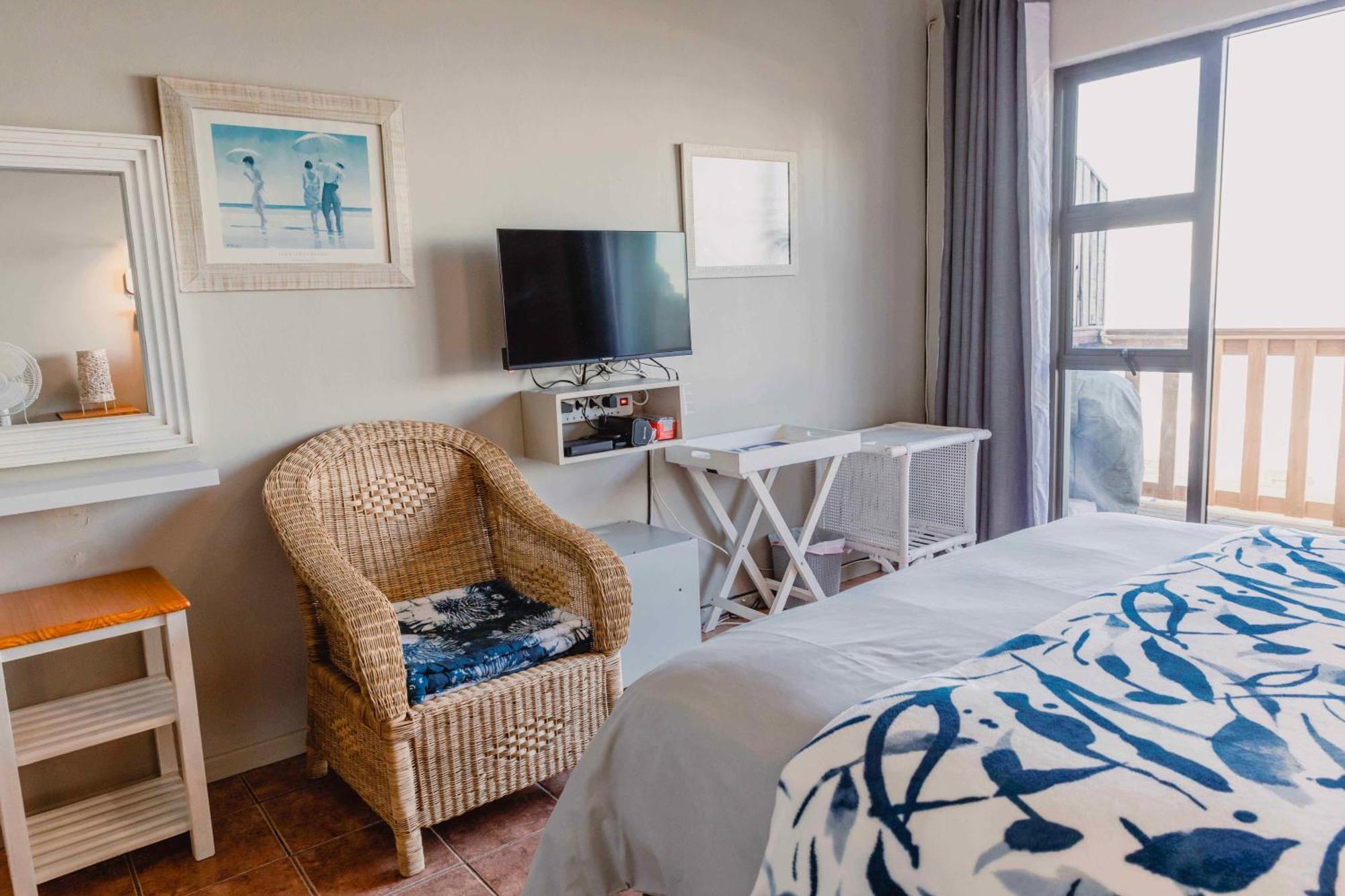 Mitford-On-Sea Aparthotel Morgan's Bay Ngoại thất bức ảnh